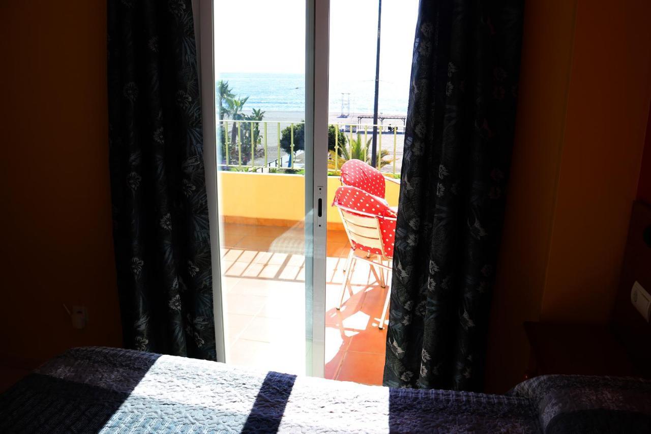 Hostal La Estacion بيناخارافي المظهر الخارجي الصورة