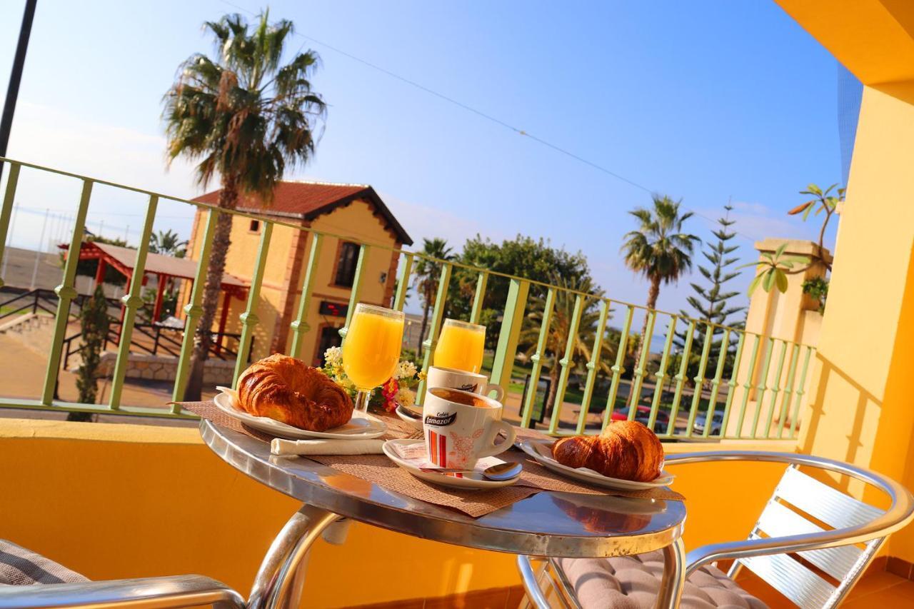 Hostal La Estacion بيناخارافي المظهر الخارجي الصورة